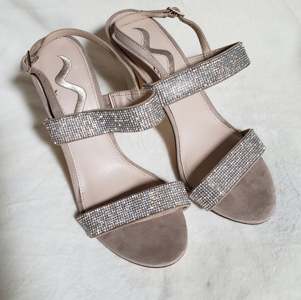 EC NINA GLAM Alamo embellished rhinestones sandals w chunky heel